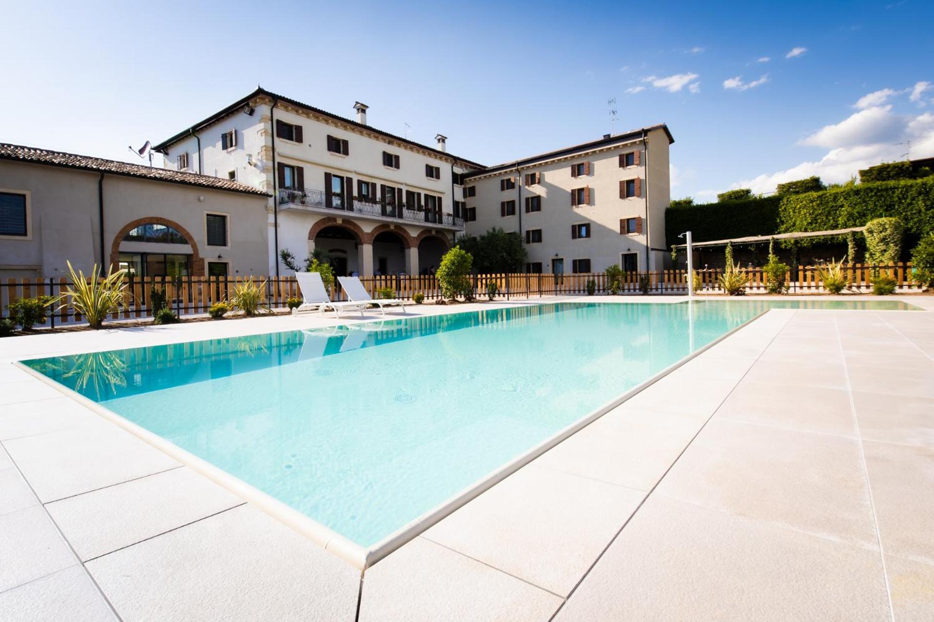 Verdeolivo 1876 - Apartments & Pool Mezzane di Sotto Экстерьер фото