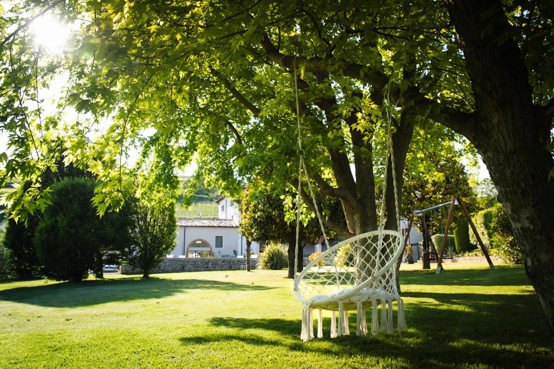 Verdeolivo 1876 - Apartments & Pool Mezzane di Sotto Экстерьер фото